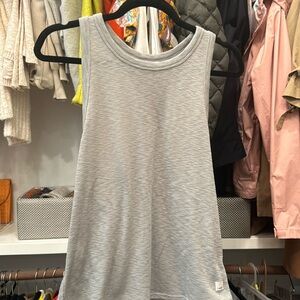Vuori sunrise high neck tank size large